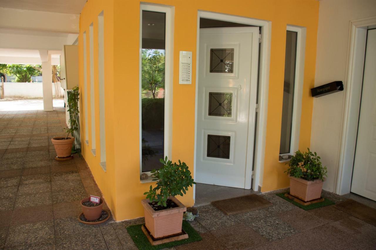 Cozy Maisonette กาเมนาวูร์ลา ภายนอก รูปภาพ