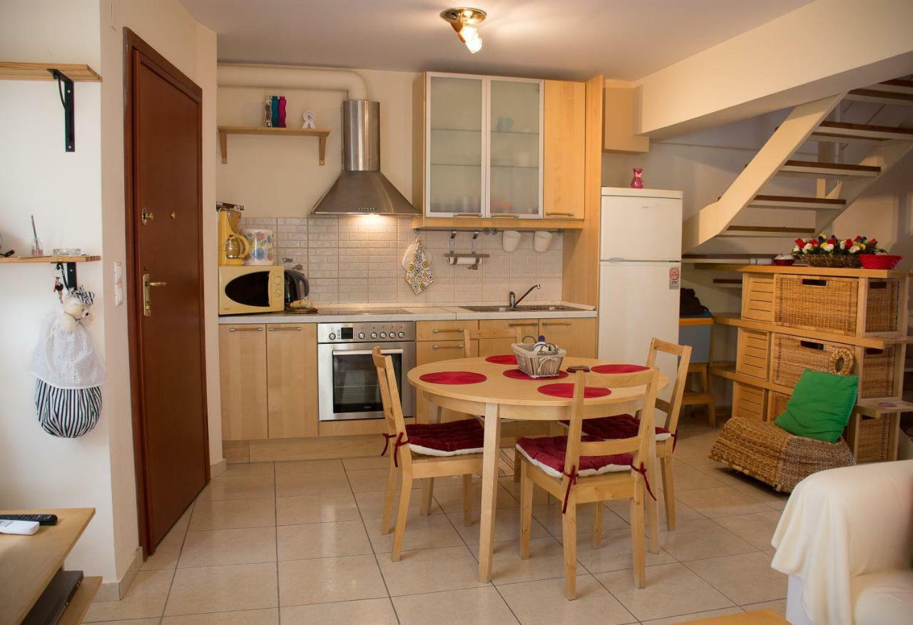 Cozy Maisonette กาเมนาวูร์ลา ภายนอก รูปภาพ