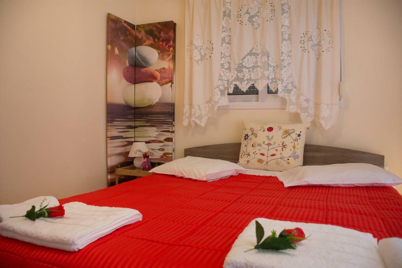 Cozy Maisonette กาเมนาวูร์ลา ภายนอก รูปภาพ