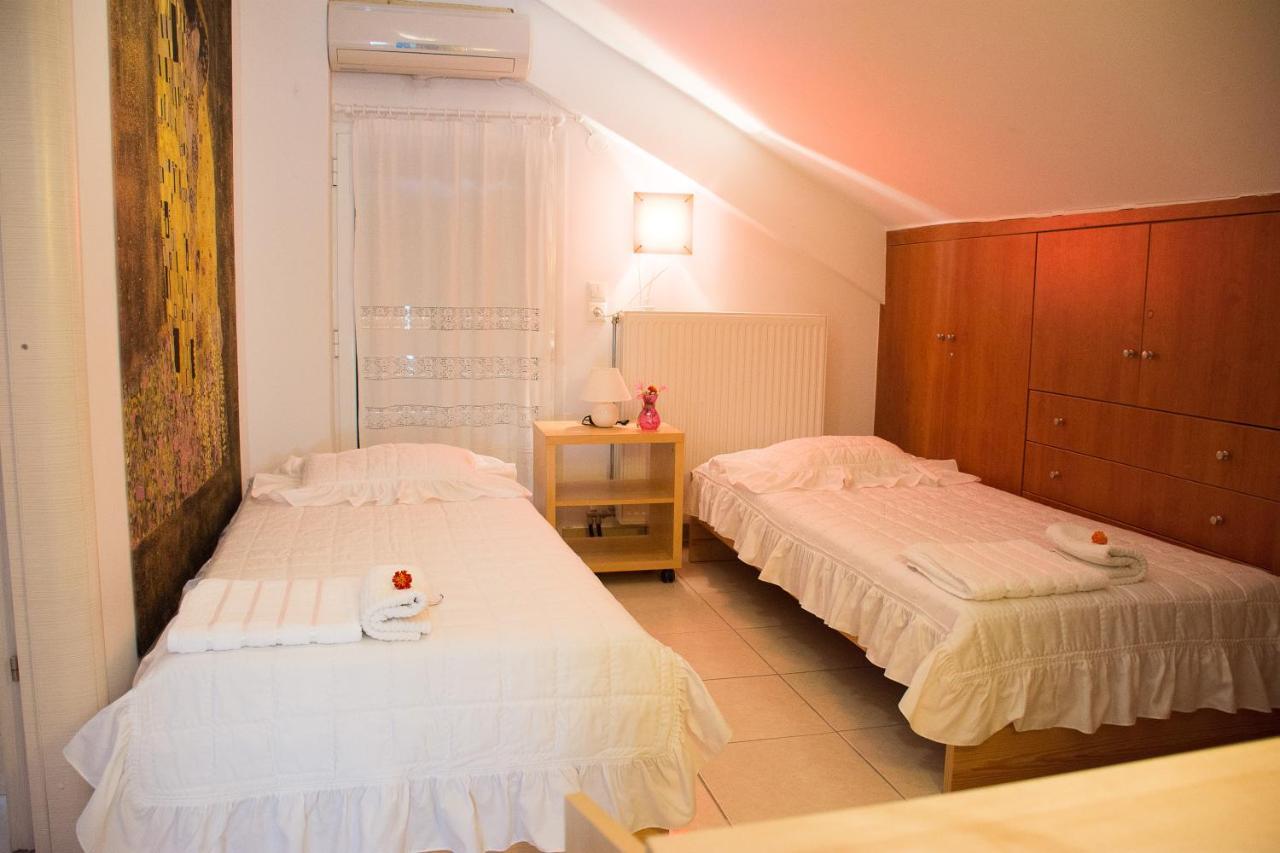 Cozy Maisonette กาเมนาวูร์ลา ภายนอก รูปภาพ